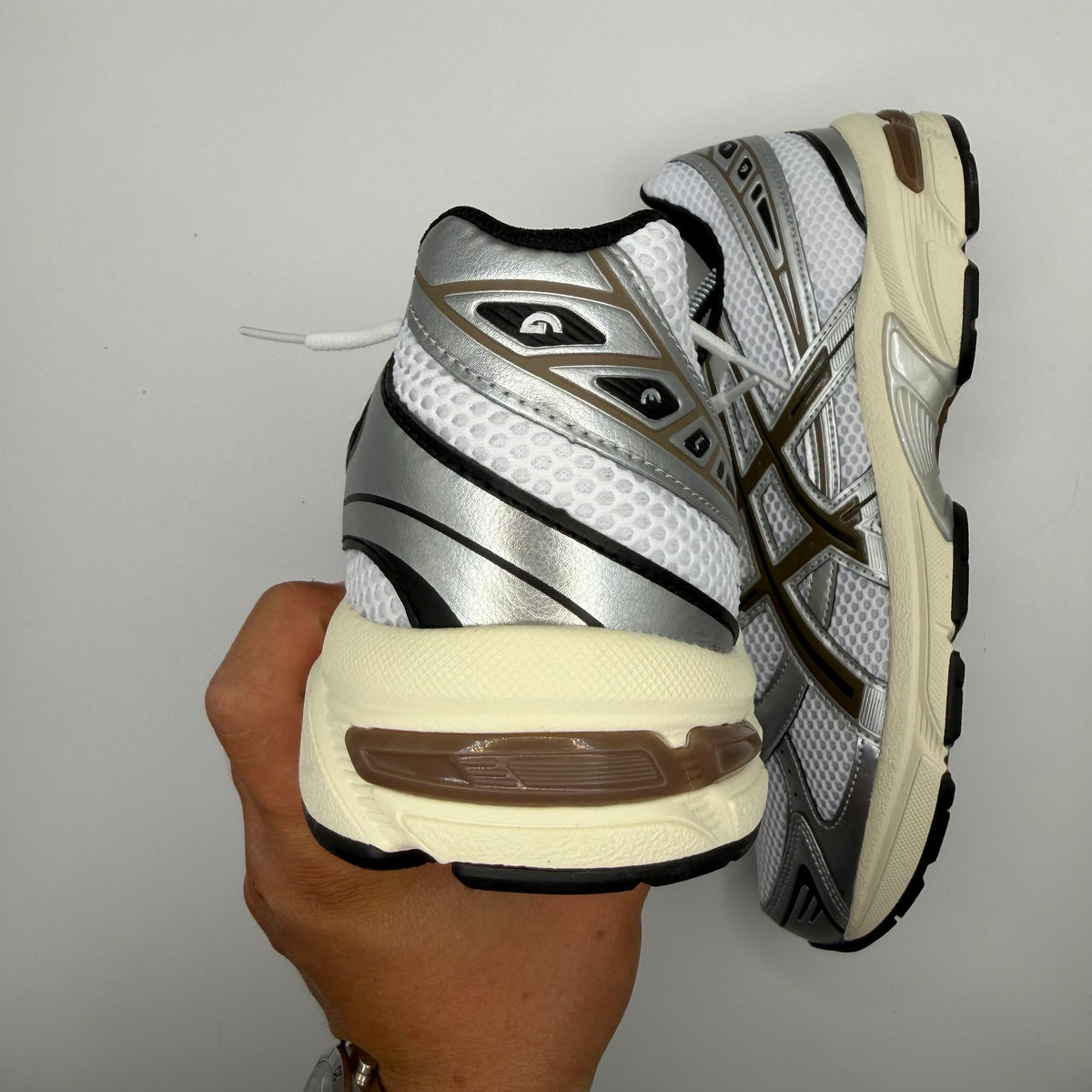 ASICS Gel-1130 “White Clay Canyon”